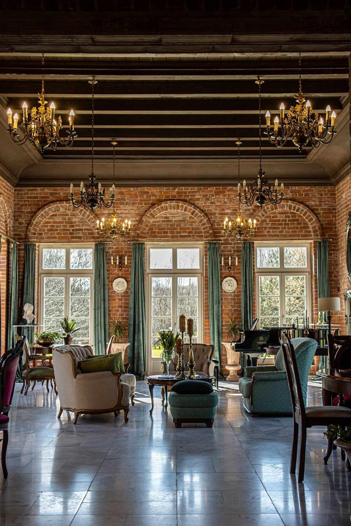 Dworek Atrium Томашув-Любельский Экстерьер фото